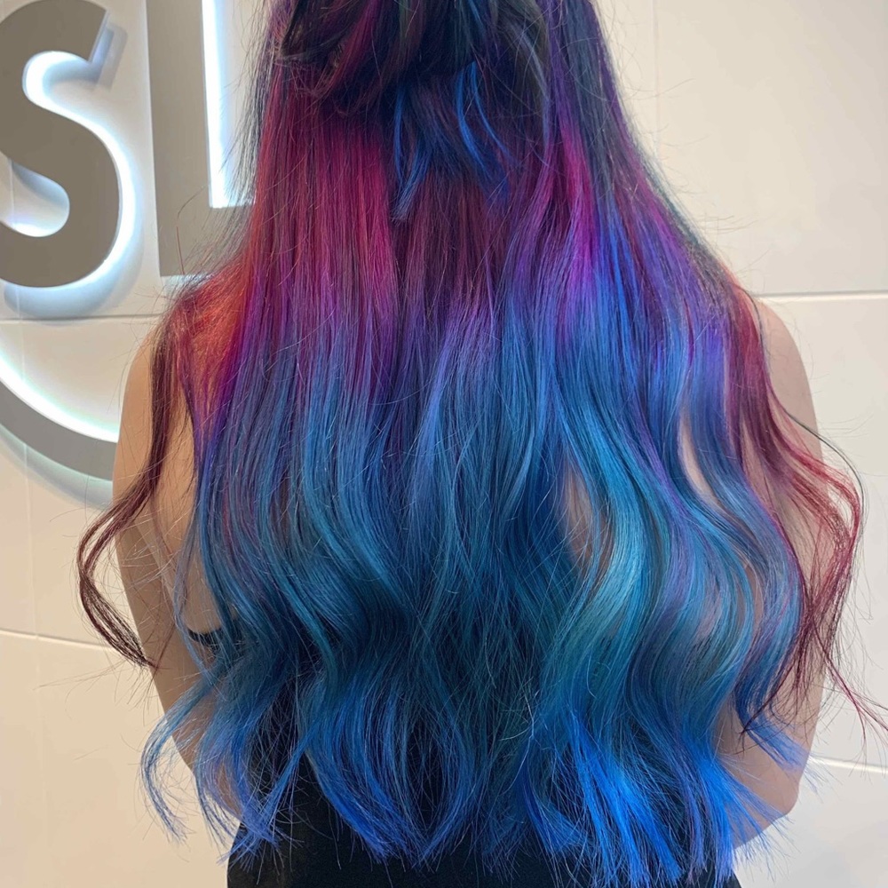 Meet your Posher, Amanda ✨🦄🦋